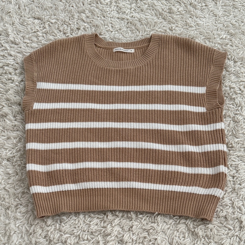 moon & madison Tan and White Striped Sweater